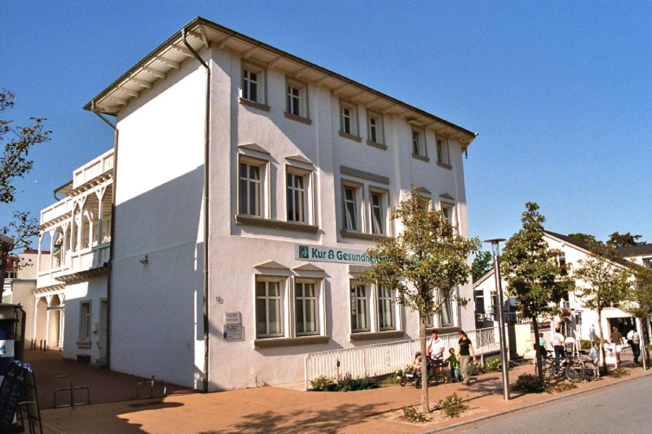 Ferienwohnung Mit Balkon, Gratis Nutzung Vom Ahoi Erlebnisbad Und Sauna In Sellin - Haus Strandeck Fewo 19 ゲーレン エクステリア 写真
